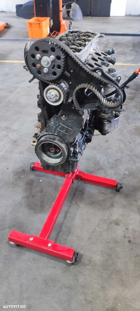 Motor fara capac culbutori volkswagen vw golf 6 hatchback an 2010 cod motor CBBB - 3