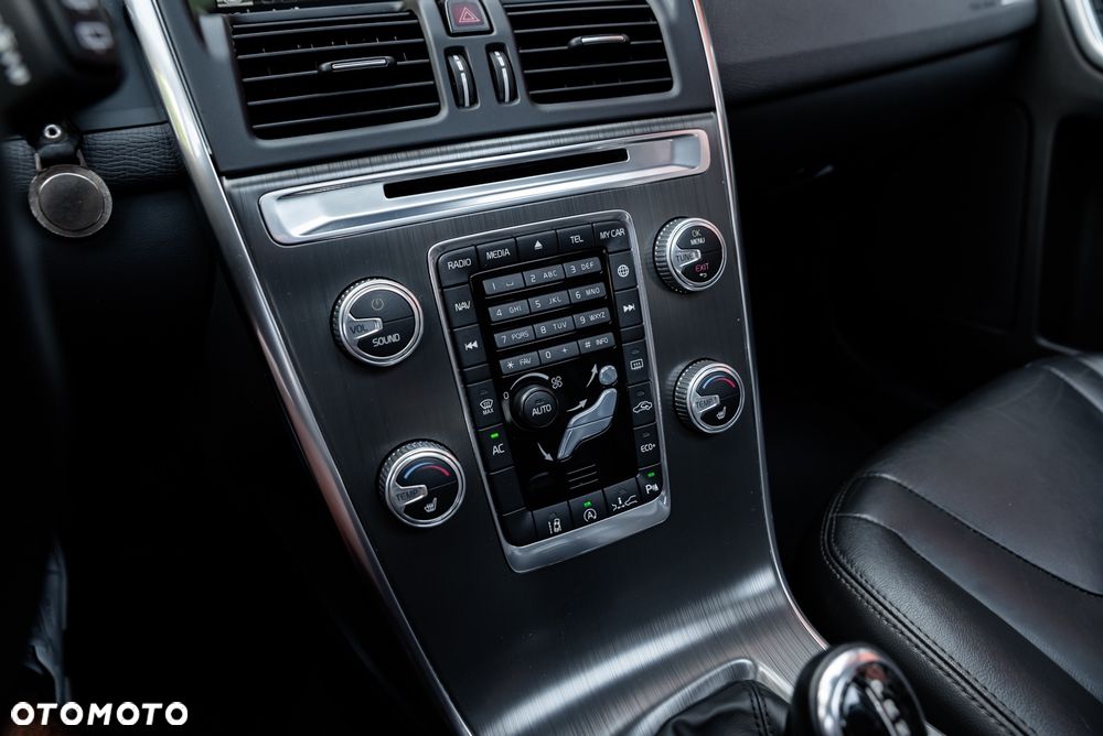 Volvo XC 60 D3 Drive-E Momentum - 31