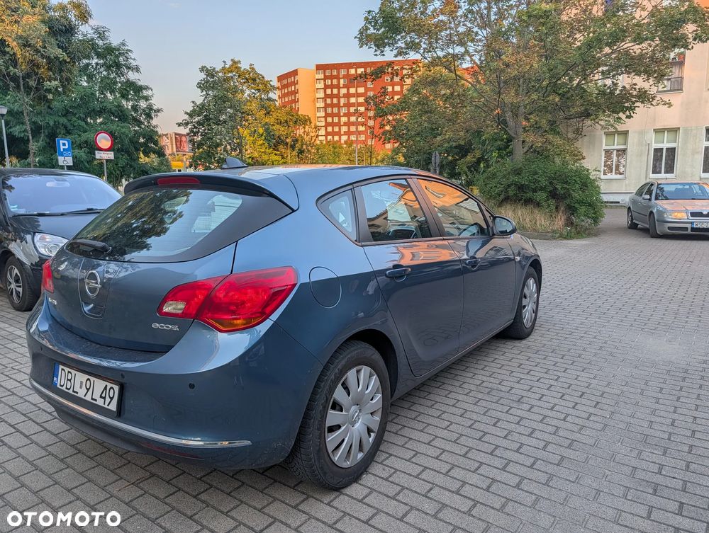 Opel Astra 1.4 T Active EU6 - 10