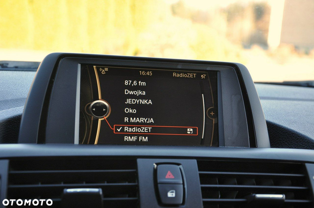 BMW Seria 1 - 30