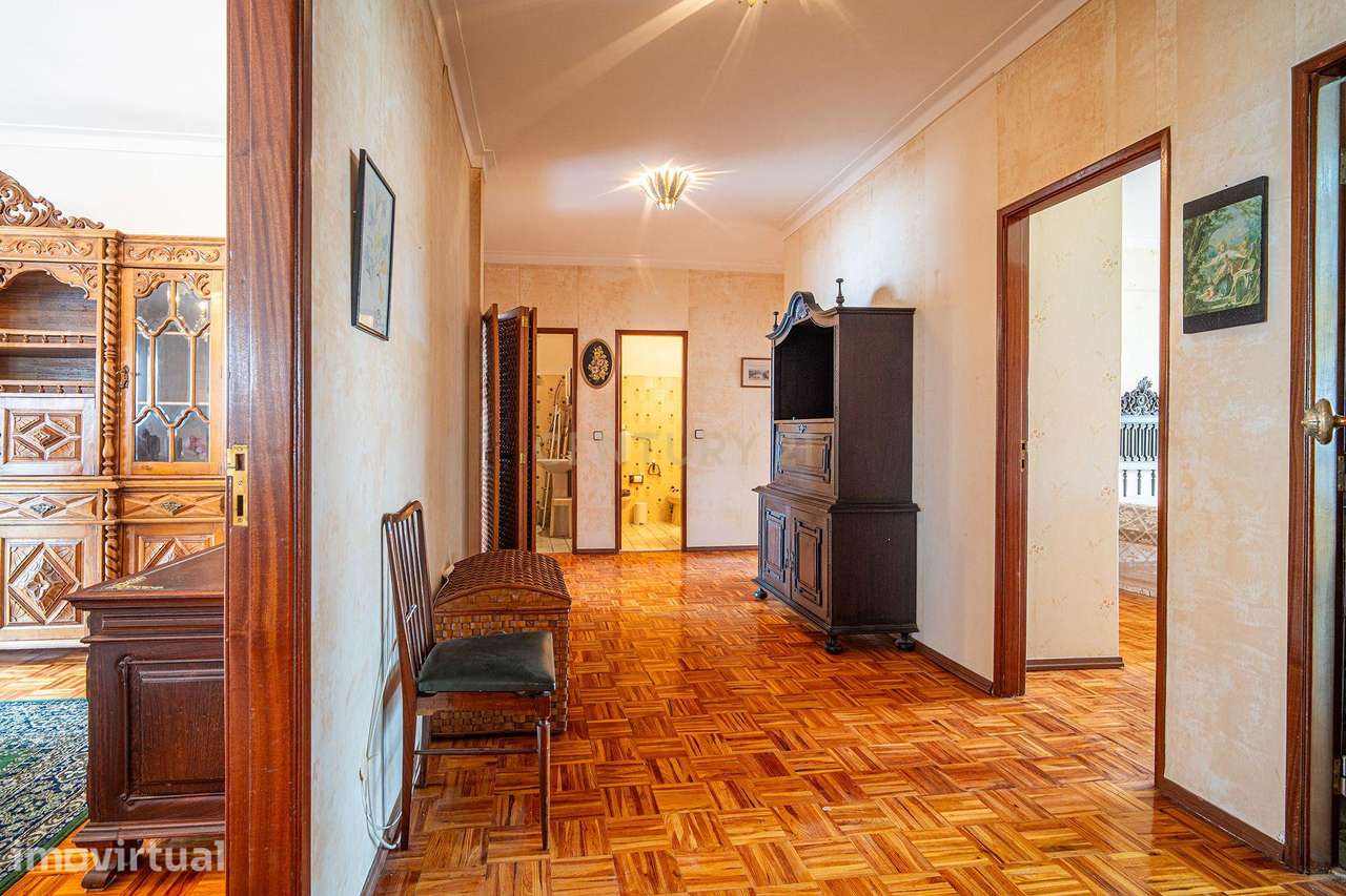 Apartamento T3 com Vista Cidade em Alverca Do Ribatejo . - Grande imagem: 3/26