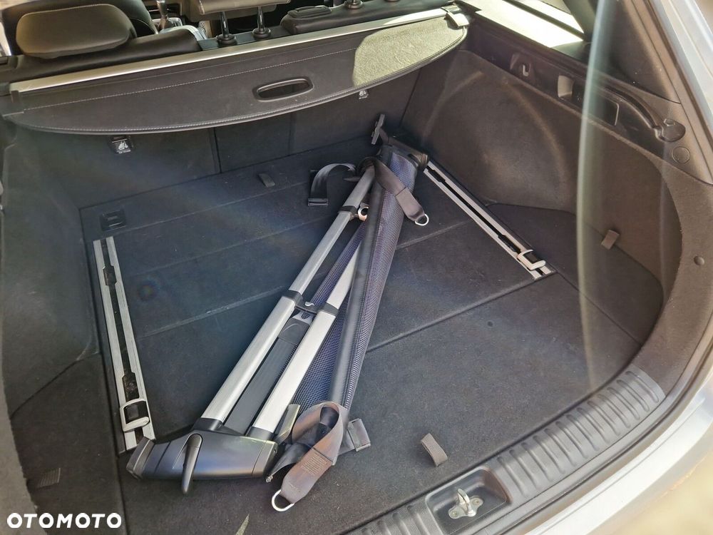 Kia Ceed - 12