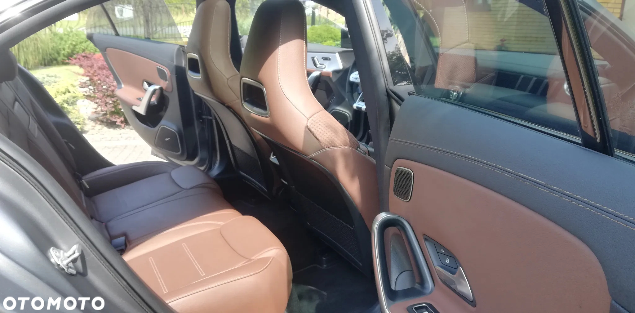Mercedes-Benz CLA AMG 35 4-Matic 7G-DCT - 11