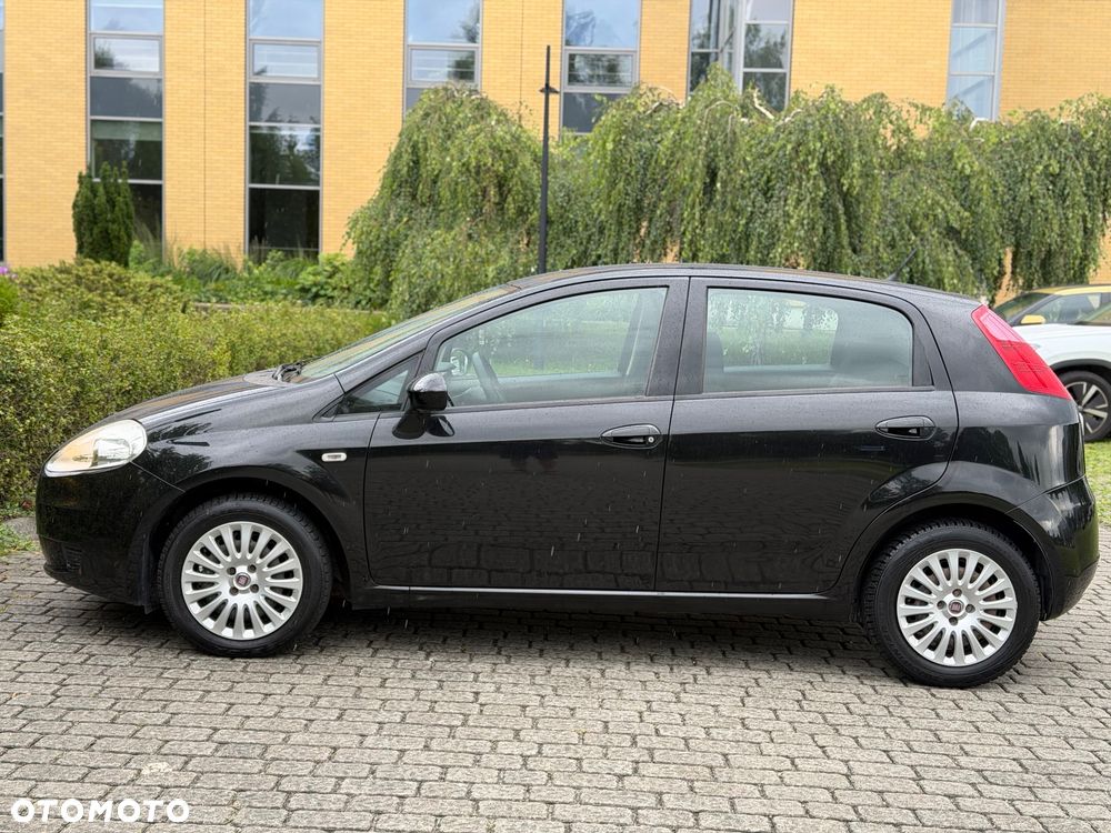 Fiat Grande Punto Actual 1.4 8V Estiva Blue&Me - 13
