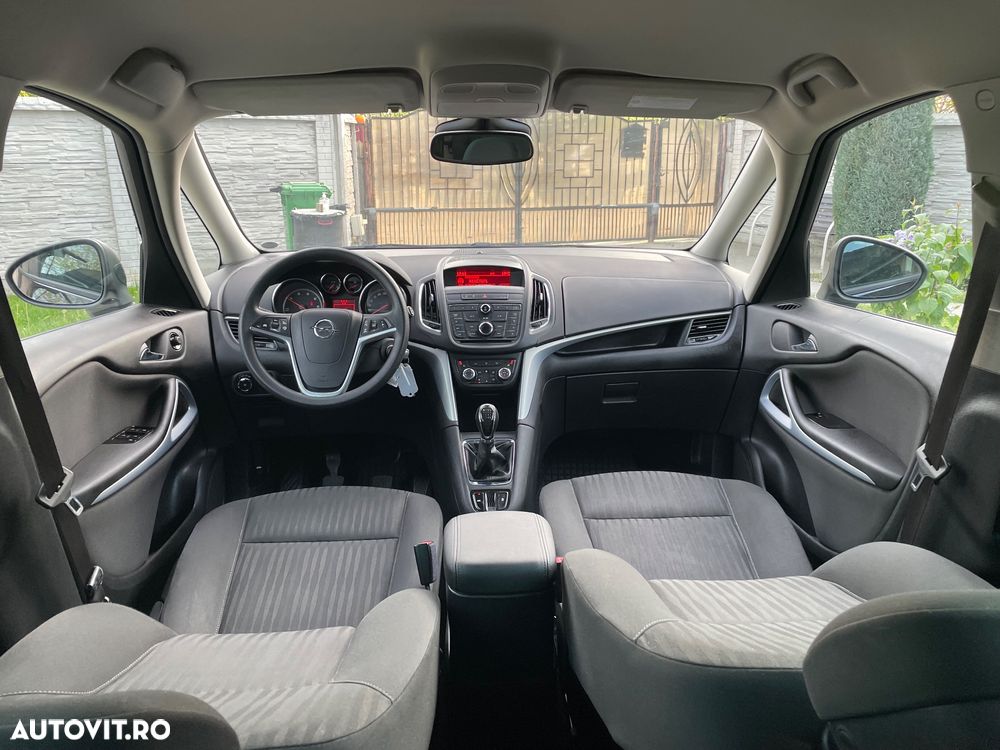 Opel Zafira - 7