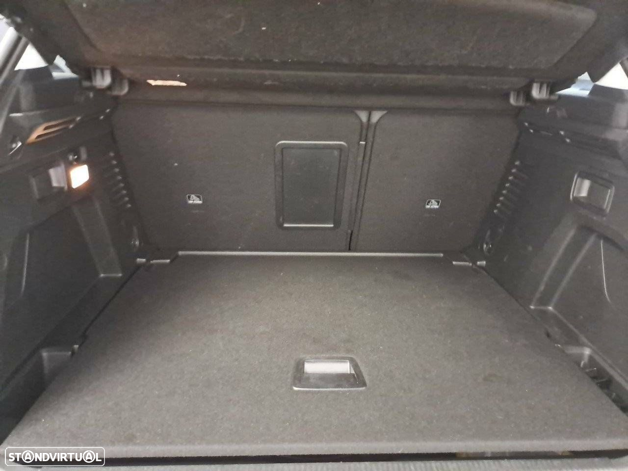 Peugeot 3008 1.5 BlueHDi Allure EAT8 - 6