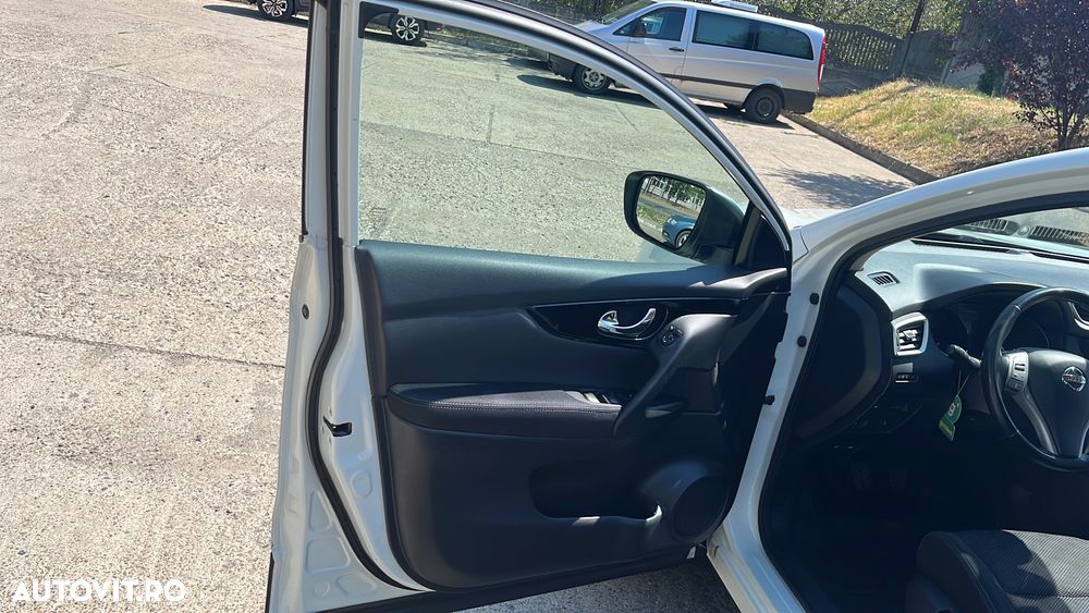 Nissan Qashqai 1.6 DCI Start/Stop 4X4-i Acenta - 14