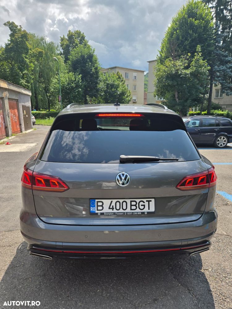 Volkswagen Touareg 3.0 V6 TDI 4Motion DPF Automatik R-Line - 3