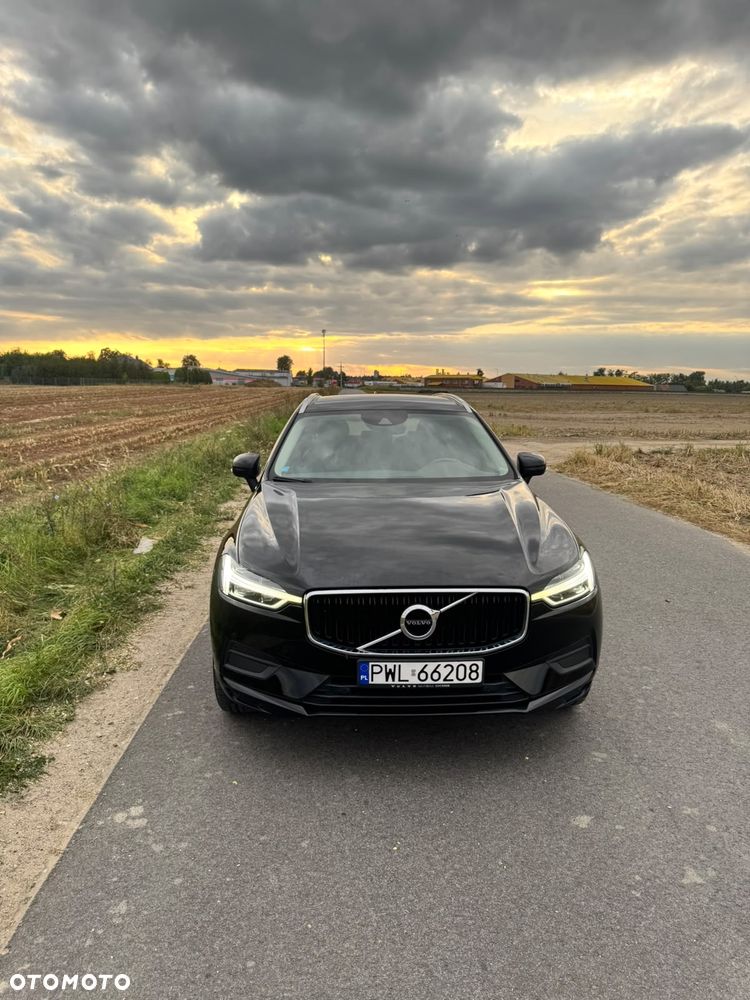 Volvo XC 60 D4 Momentum Pro - 1