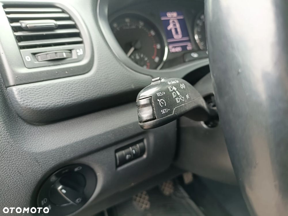 Skoda Fabia 1.2 TSI STYLE EDITION - 11