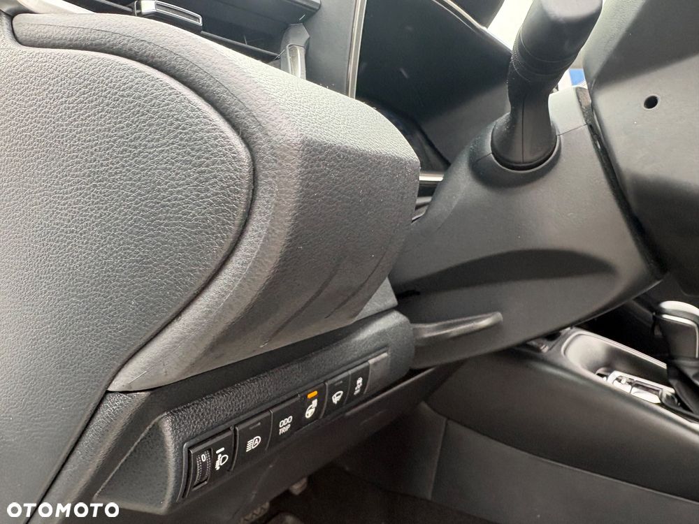 Toyota Corolla - 23