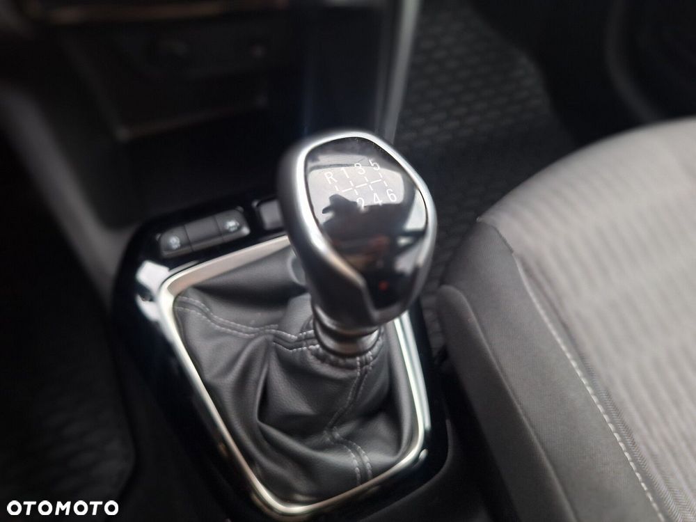 Opel Corsa 1.2 Edition S&S - 32