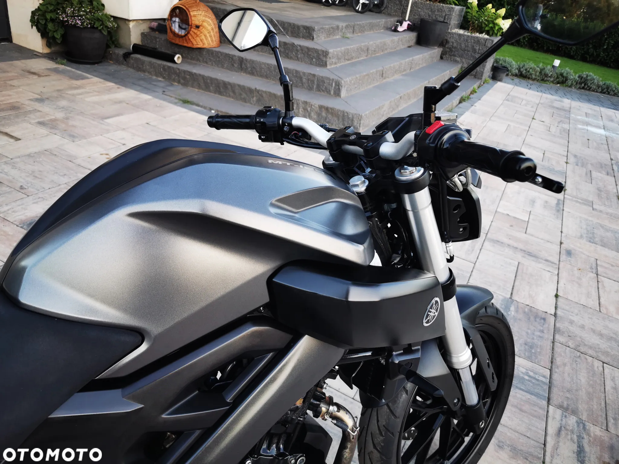 Yamaha MT - 21