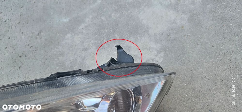 Lampa prawa przód przednia Suzuki Splash 2011r Europa 5d hatchback - 2