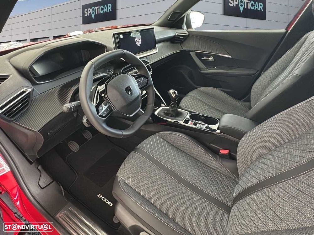 Peugeot 2008 1.2 PureTech Allure - 13