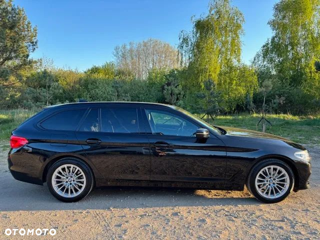 BMW Seria 5 520d Luxury Line sport - 9