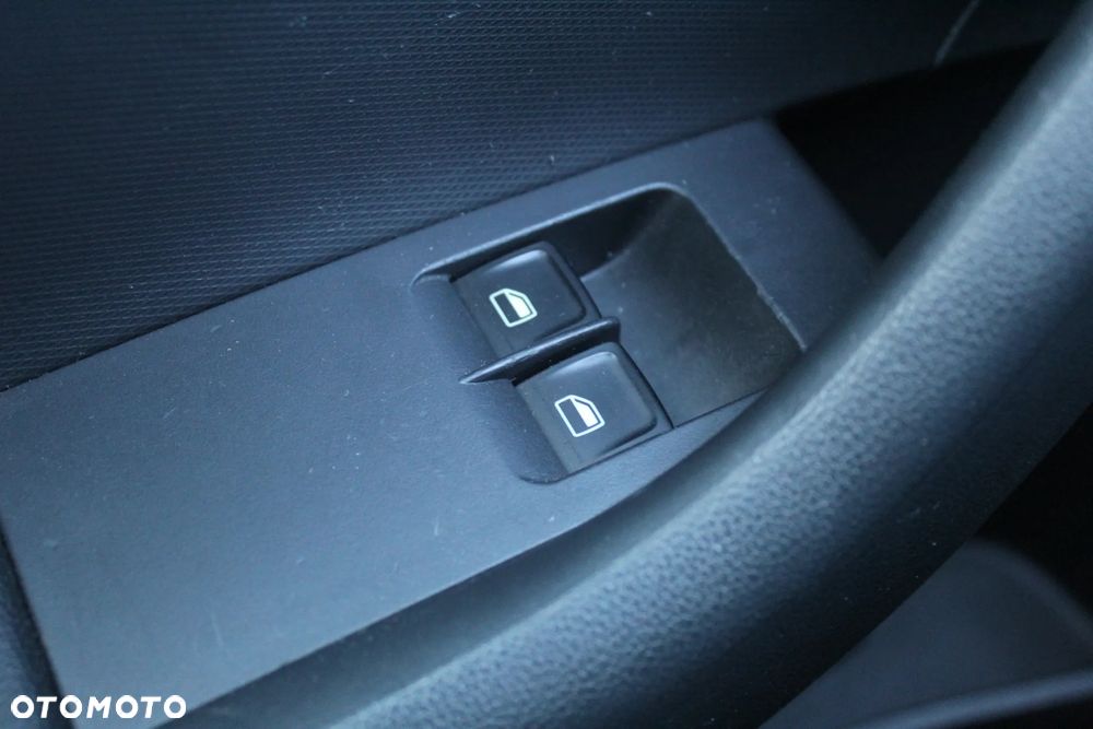 Skoda RAPID 1.6 TDI DPF Active - 10