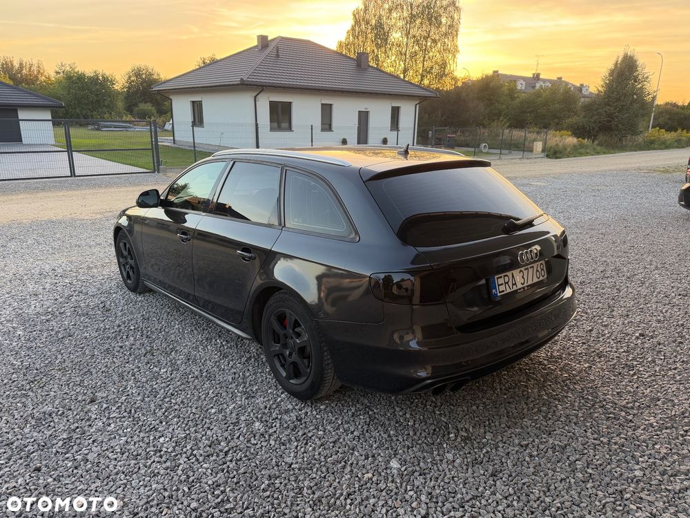 Audi A4 Avant - 4