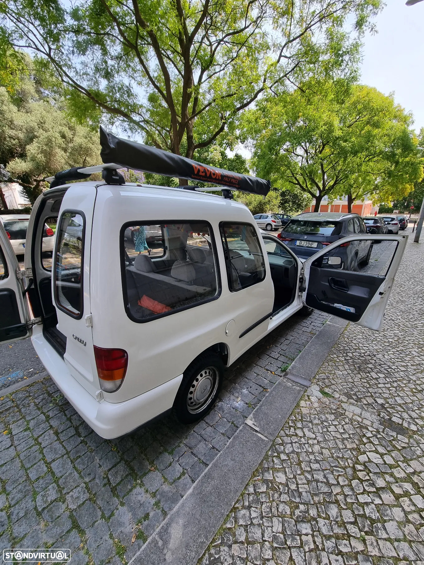 VW Caddy 1.4i - 10