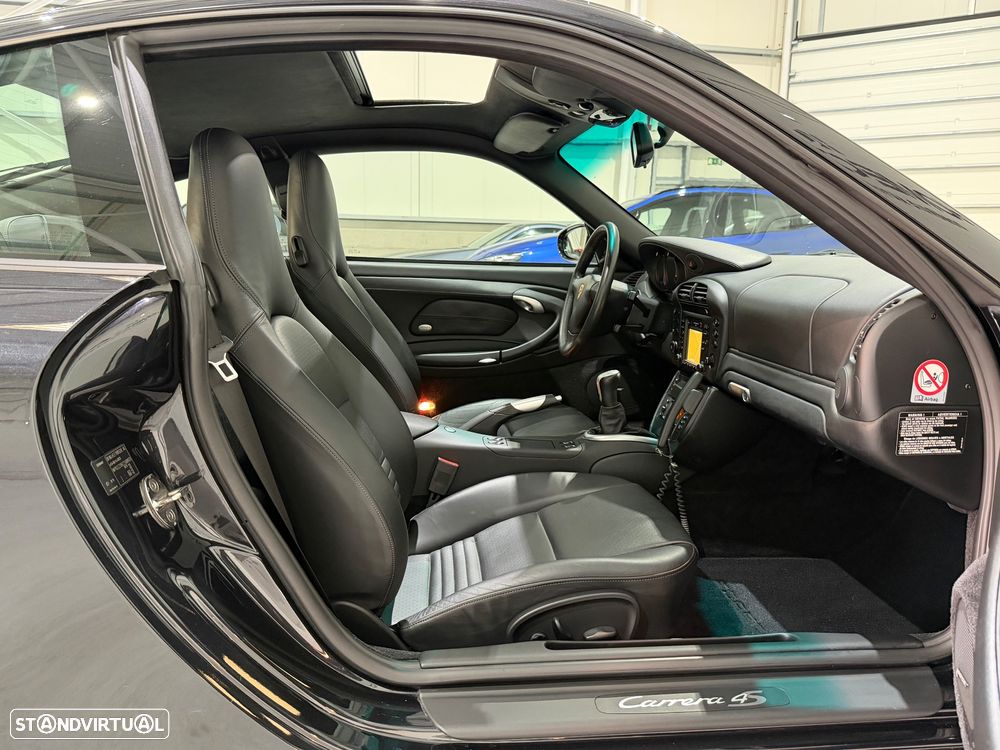 Porsche 911 (996) Carrera 4 S - 27