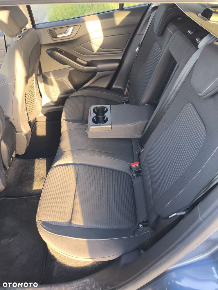 Ford Focus 2.0 EcoBlue Titanium - 6