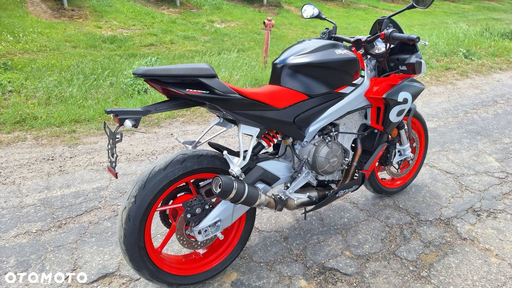 Aprilia Tuono - 4