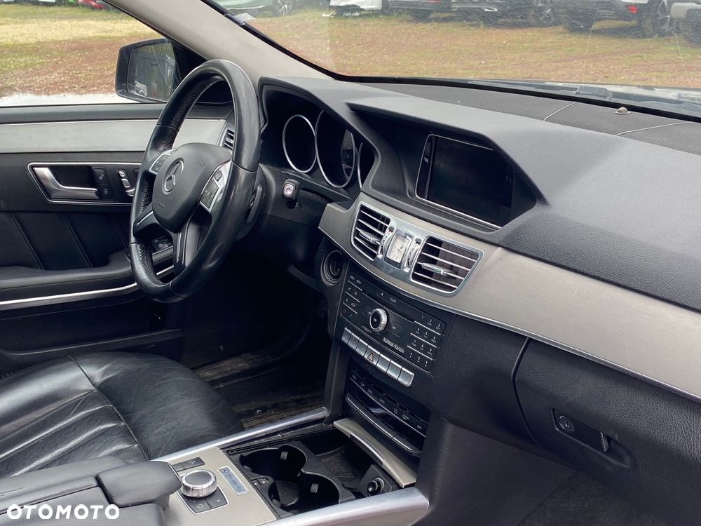 Mercedes-Benz Klasa E 220 CDI 7G-TRONIC Elegance - 12