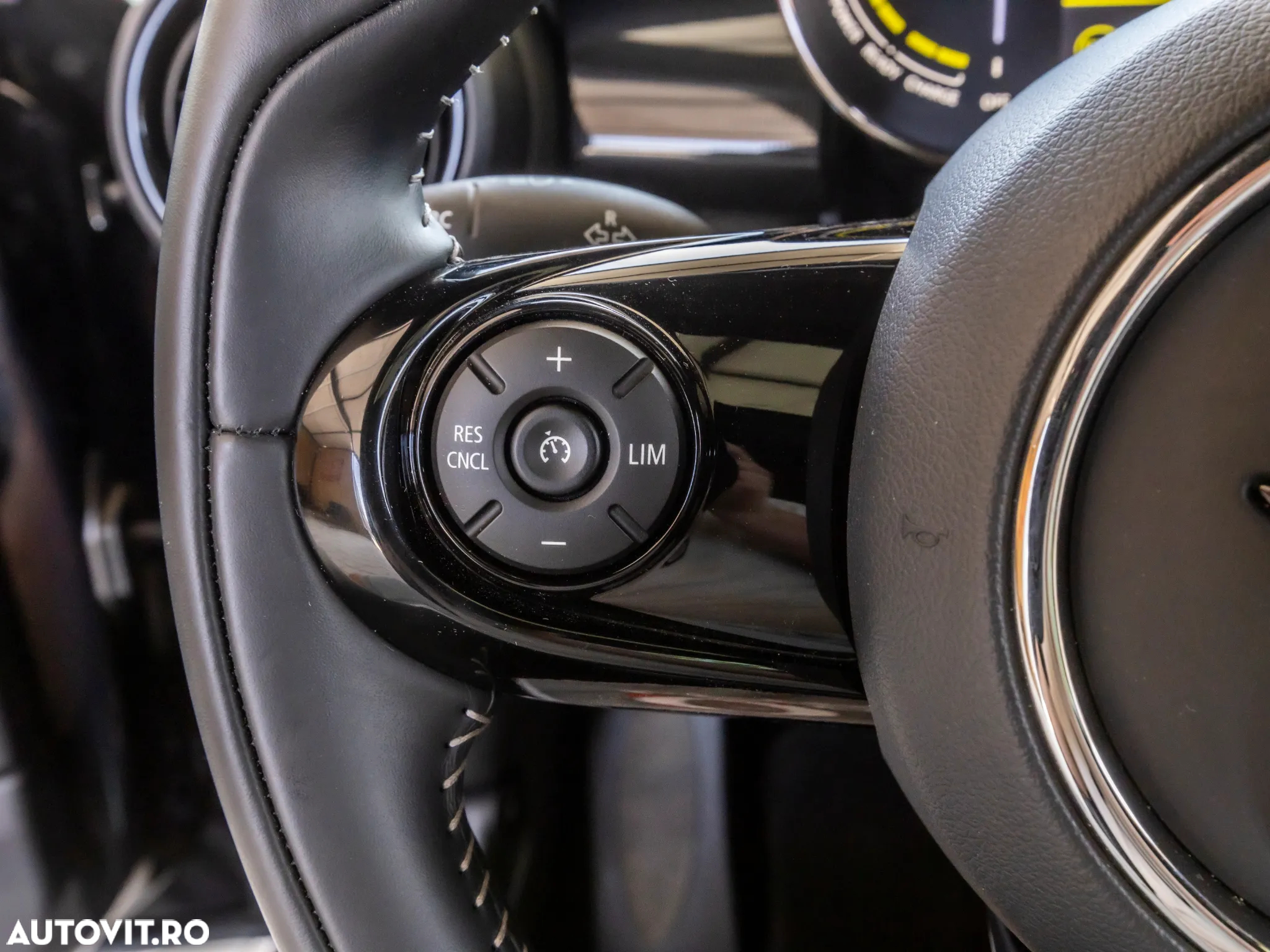 Mini Cooper SE Standard - 20