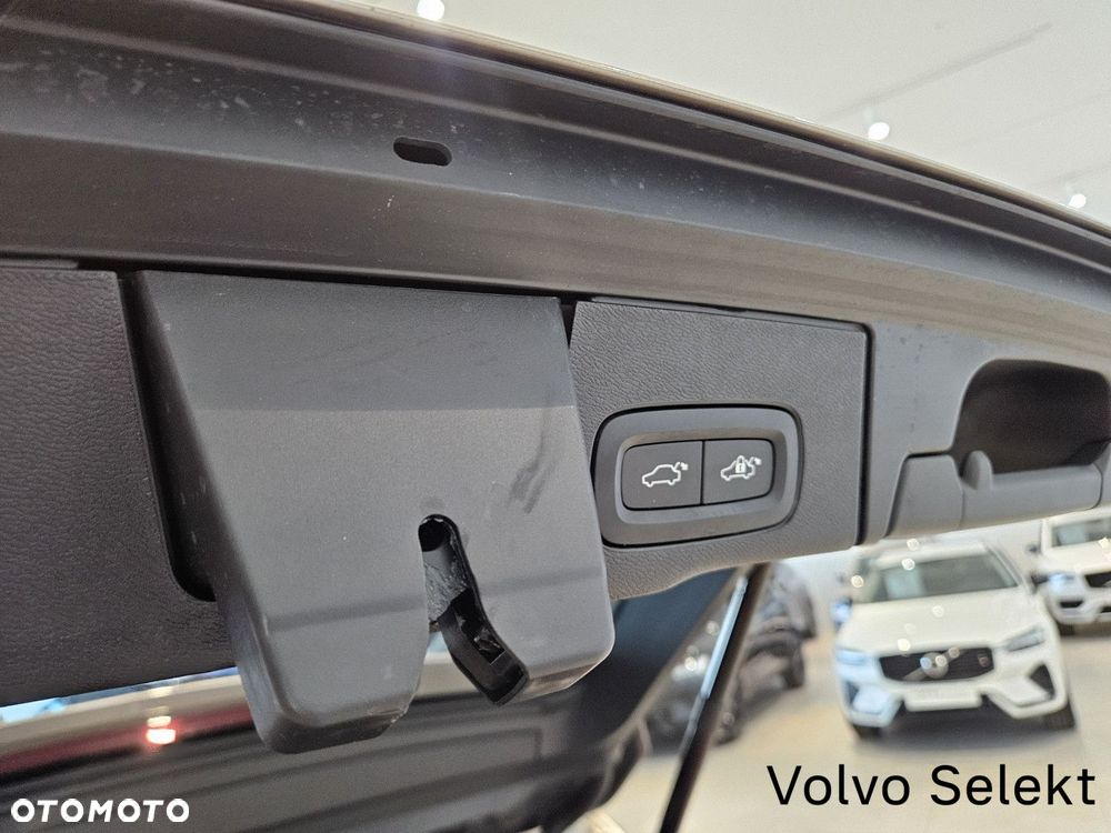 Volvo XC 60 - 32