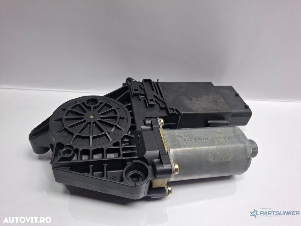 Motoras macara geam stanga fata VOLKSWAGEN PASSAT Variant 3B6 2000 - 2005 TDI AVB BOSCH 0130821695 105404301 - 1