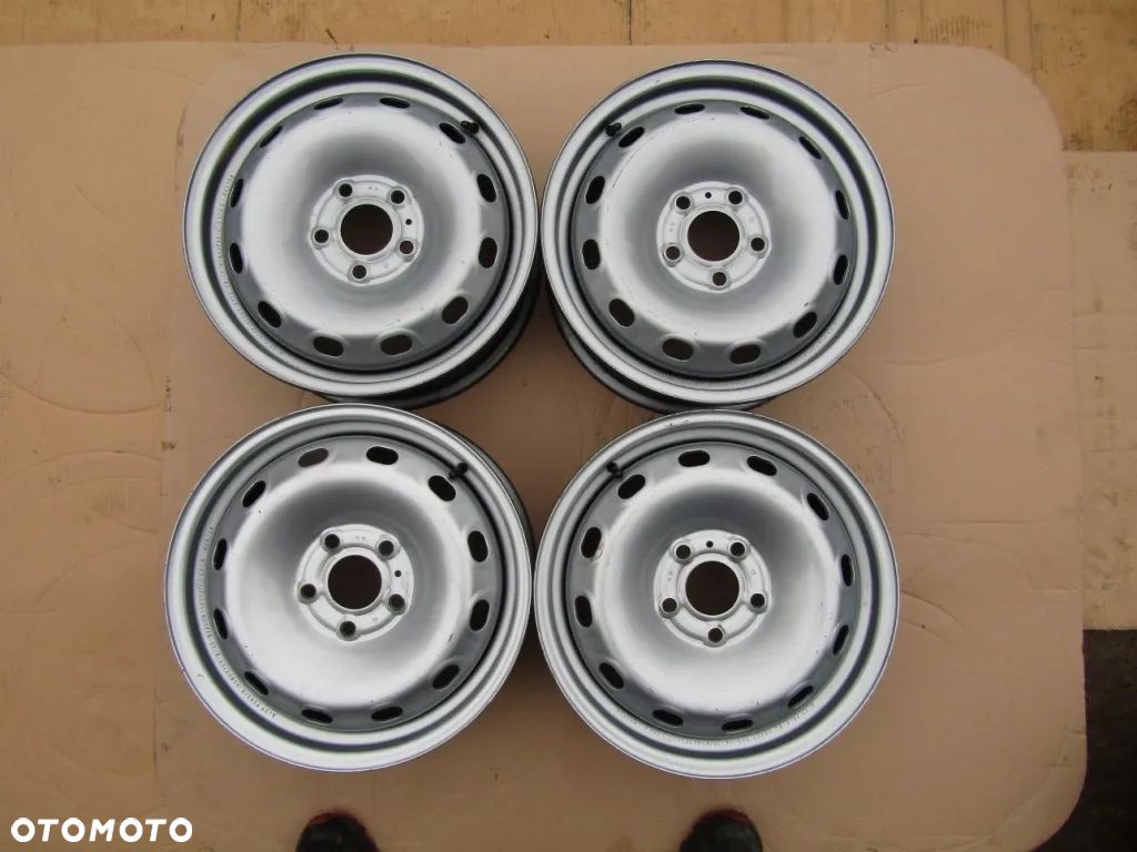 4x Felgi 16 Renault Trafic III Opel Vivaro II 6j 5x114,3 ET50 - 1