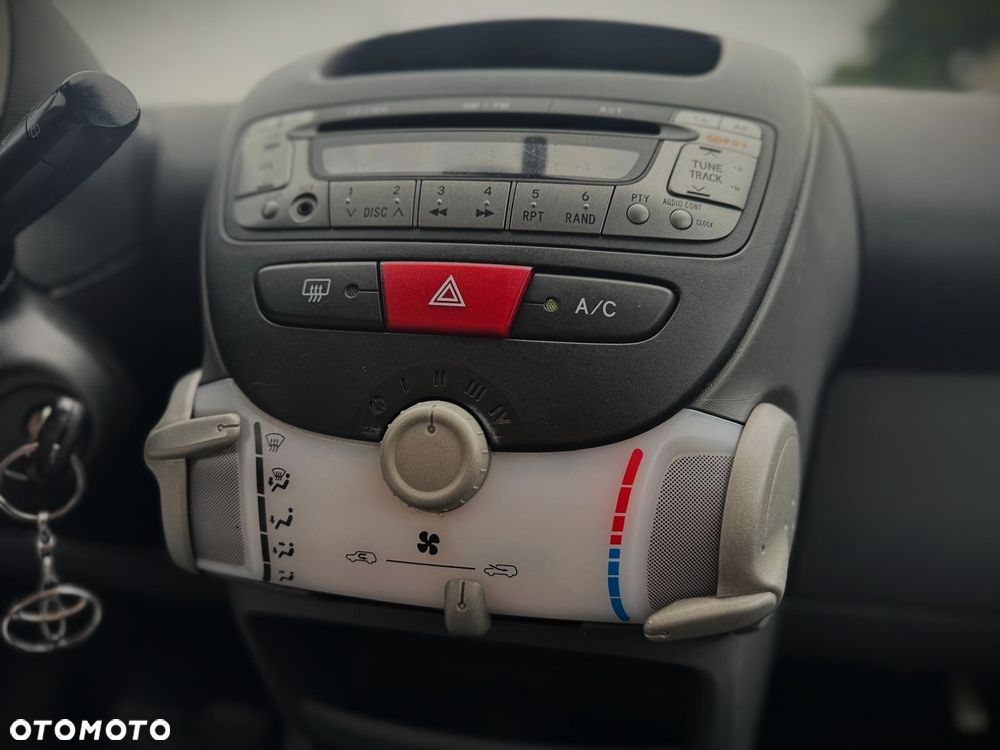 Toyota Aygo 1.0 VVT-i Luna A/C MM - 16