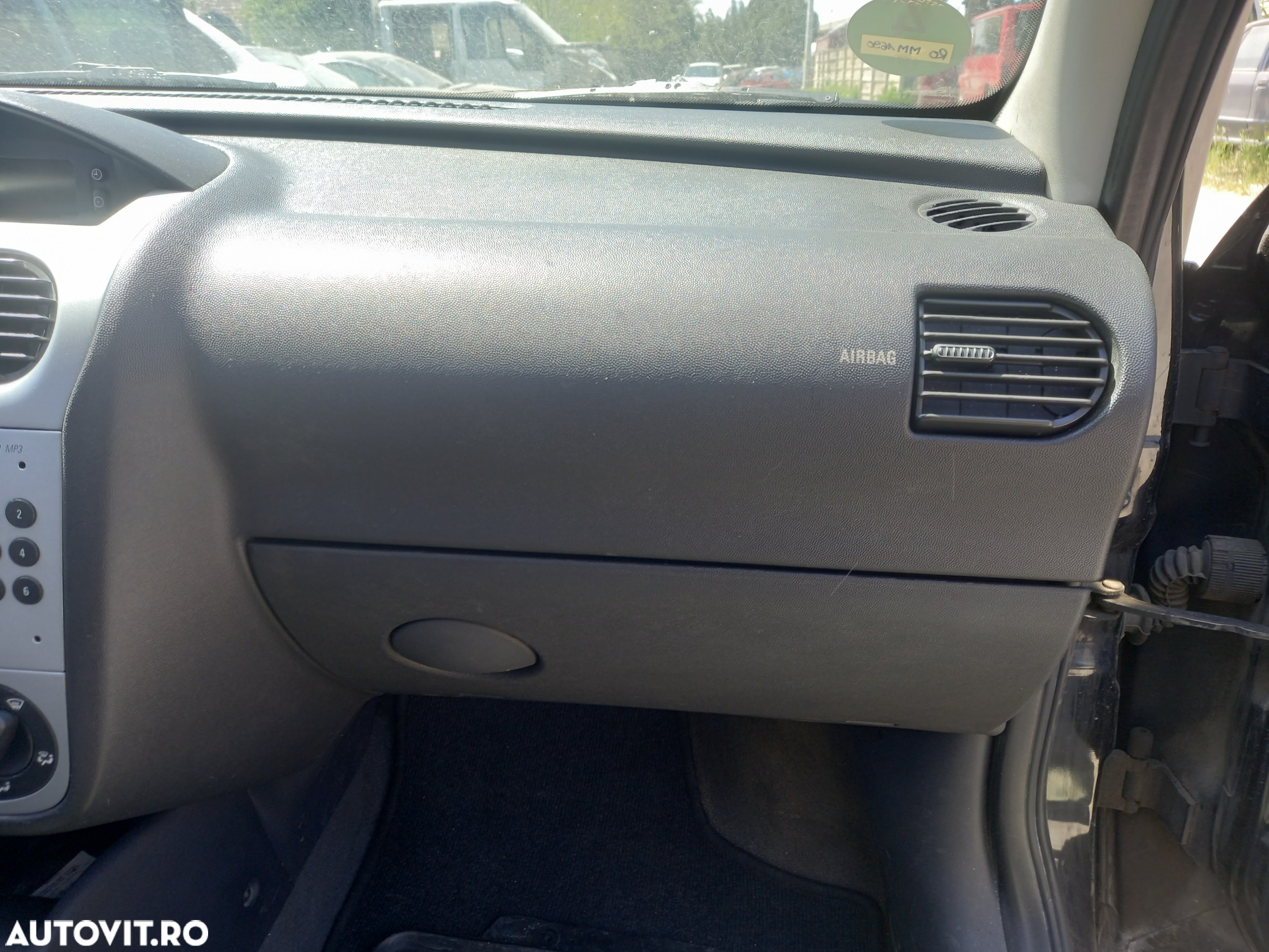 Dezmembrari  Opel CORSA C  2000  > 2009 1.2 Twinport Benzina - 17