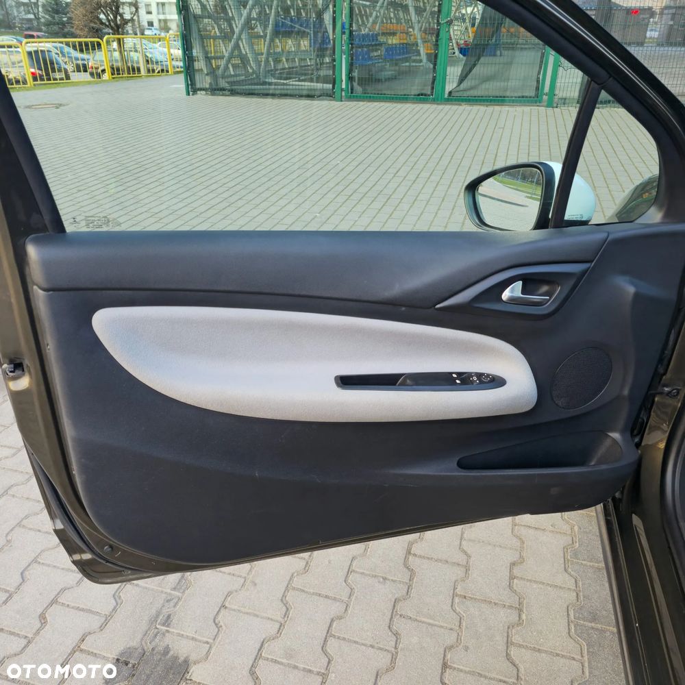 Citroën DS3 Pure Tech VTi 82 SoChic - 26