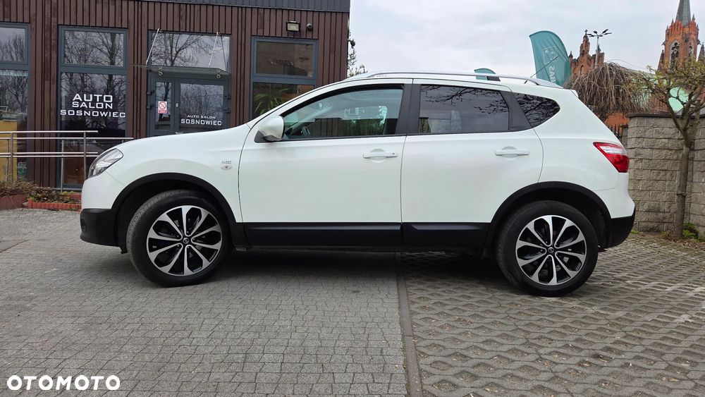 Nissan Qashqai 2.0 dCi 4 x 4 DPF tekna - 21