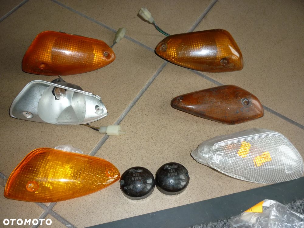 Szkło kierunkowskazu kierunkowskaz Yamaha Aerox - 2