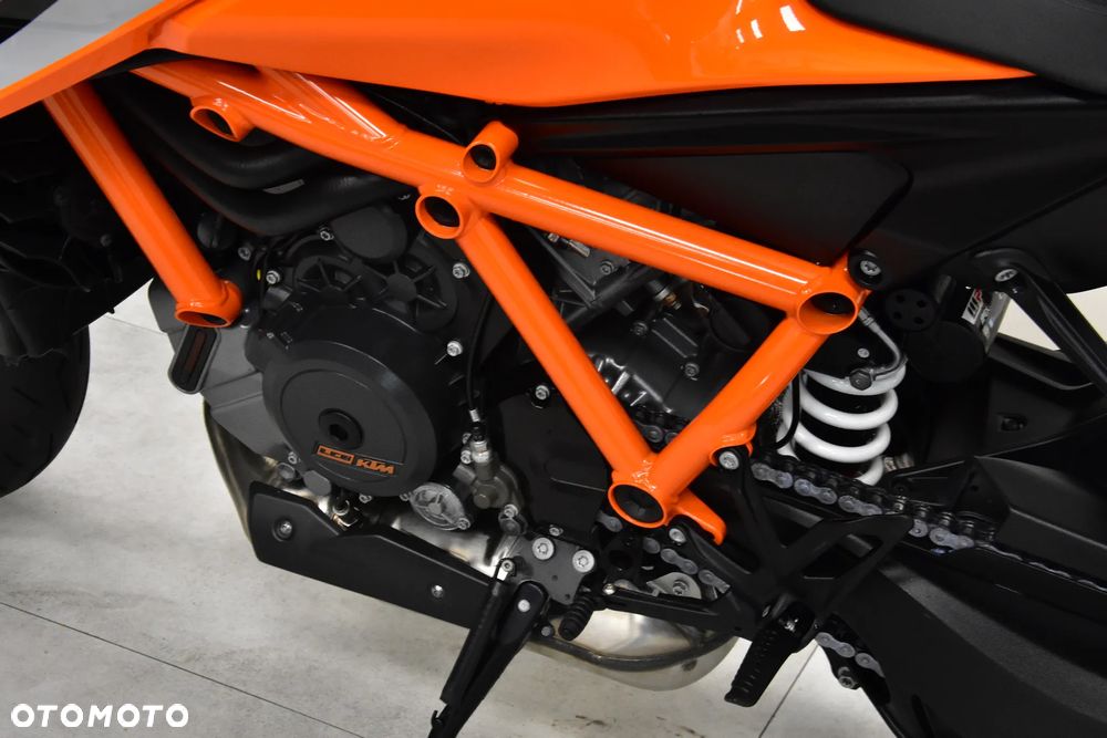 KTM Super Duke - 37