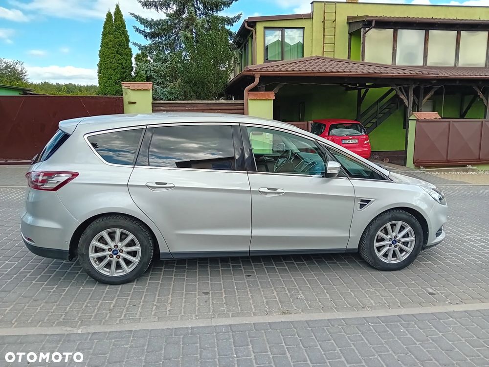 Ford S-Max 2.0 EcoBlue Titanium - 1