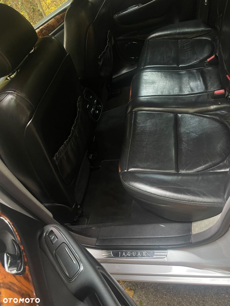Jaguar XJ - 6