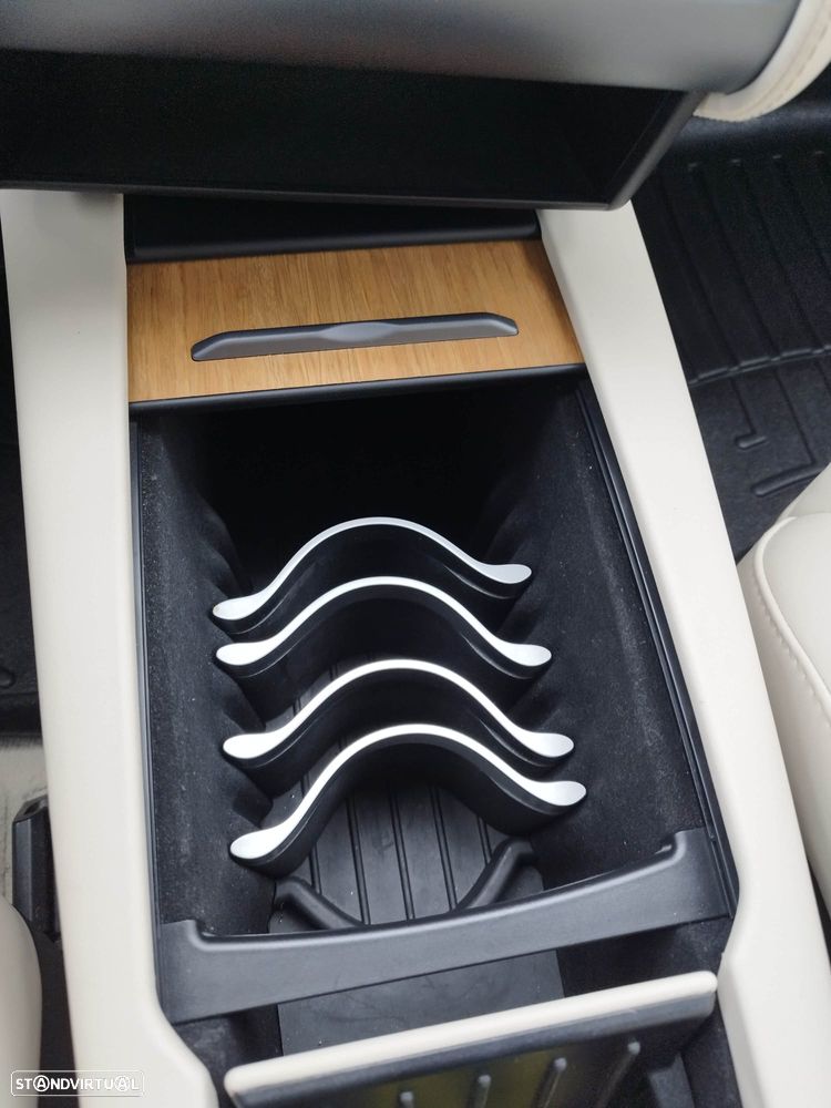 Tesla Model S Long Range - 18