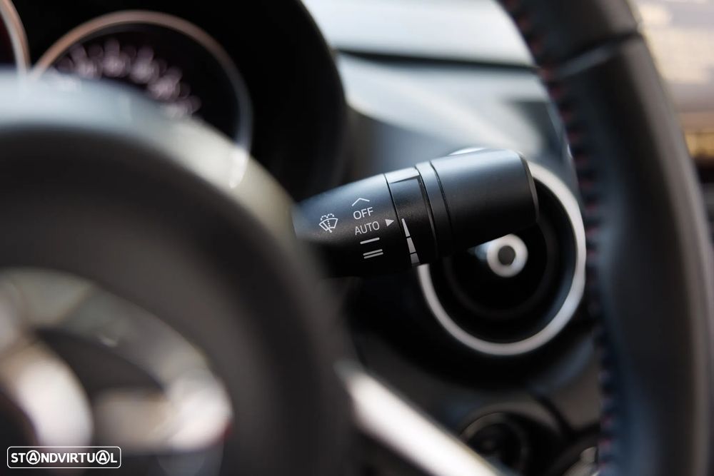 Mazda MX-5 MZR 1.5 Sky.Excellence P.Sport Navi - 32