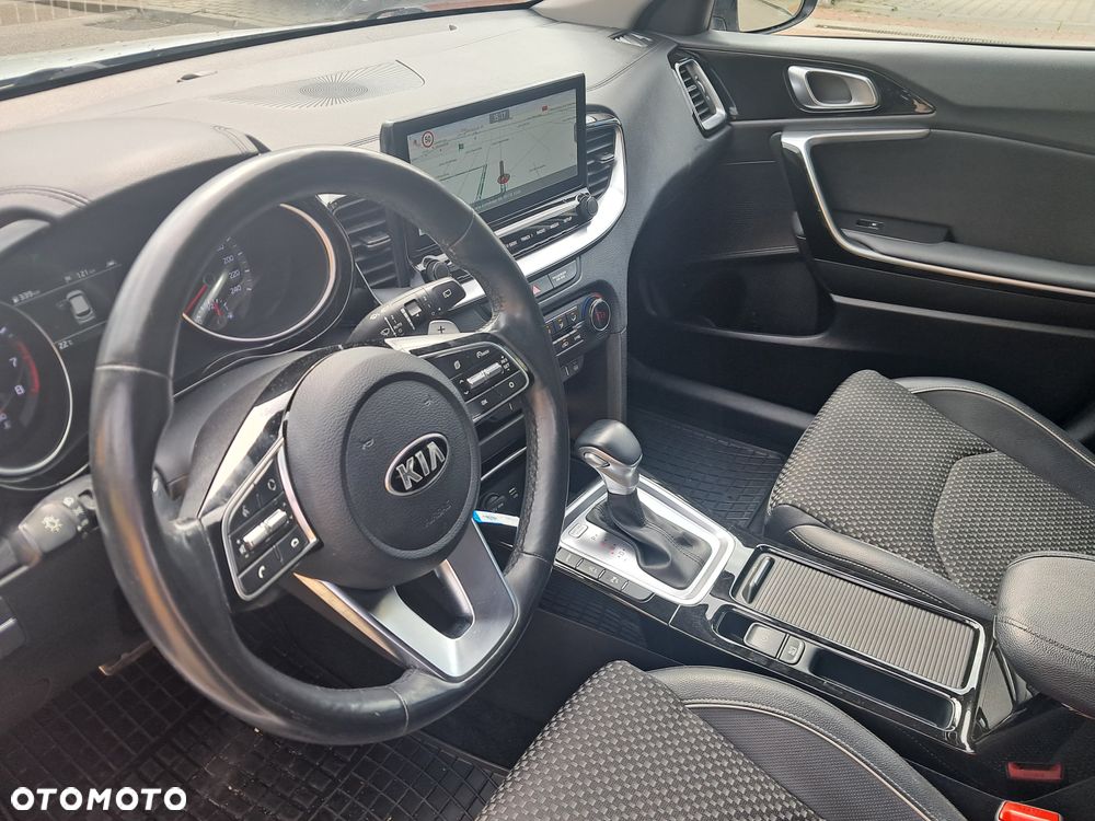 Kia Ceed 1.4 T-GDI L Business Line DCT - 18