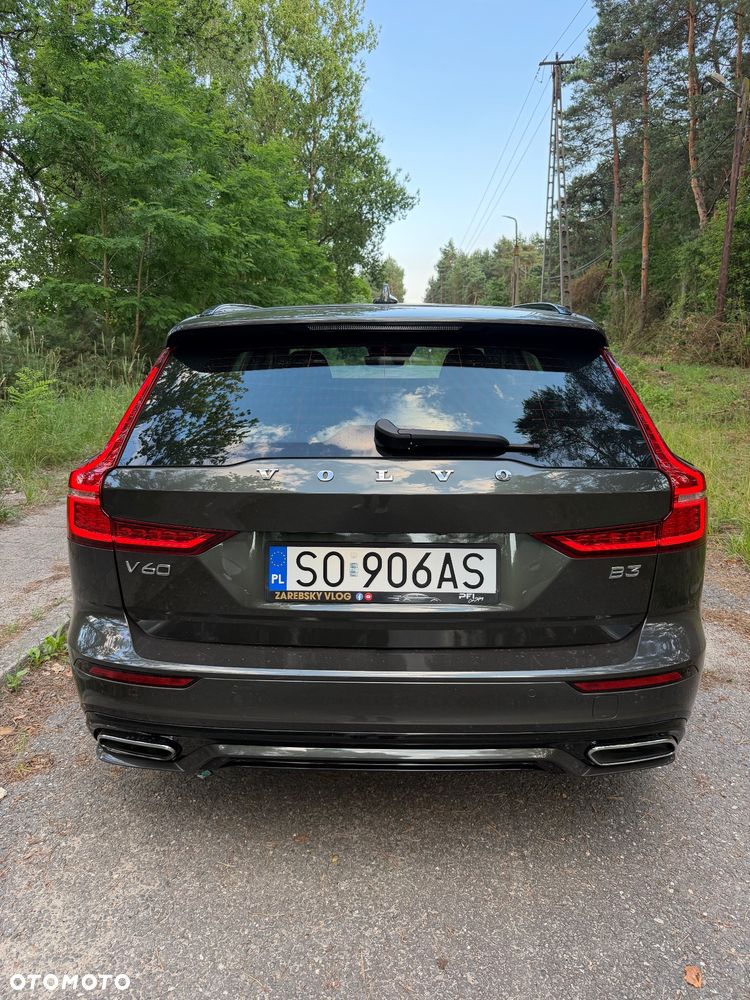 Volvo V60 B3 B R-Design - 8