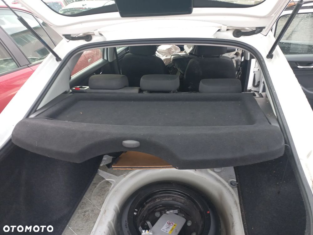 Skoda Rapid 1.0 110km 18r półka bagażnika