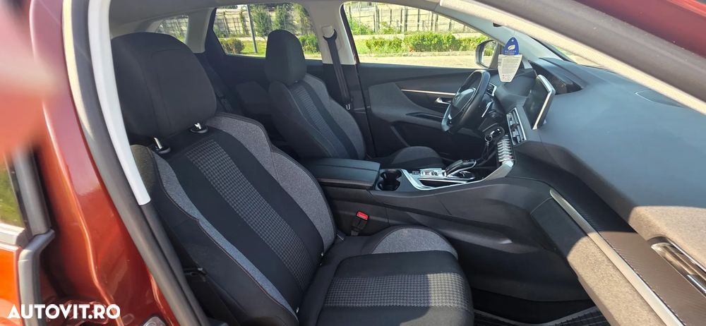 Peugeot 3008 BlueHDi 130 Stop & Start EAT8 Allure - 12