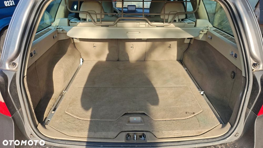 Volvo XC 70 - 28