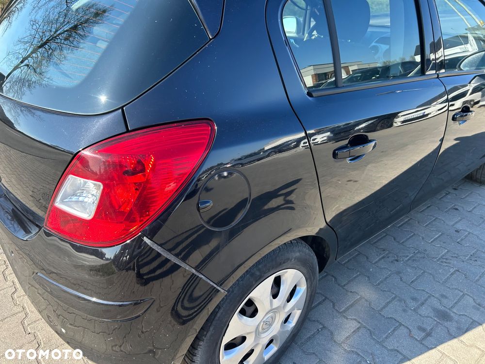 Opel Corsa - 16