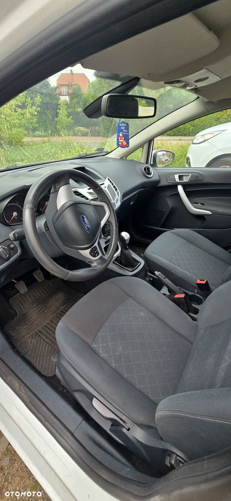 Ford Fiesta - 7