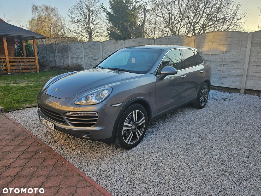 Porsche Cayenne Platinum Edition - 1