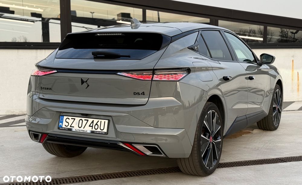 DS Automobiles DS 4 1.6 E-Tense Performance Line + - 11